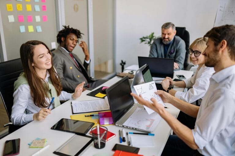 Menggunakan agency branding